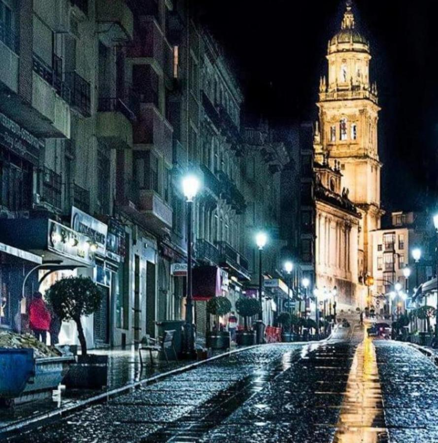 Centro Catedral Carrera 27, 1 Plaza De Aparcamiento Y Netflix Gratis *