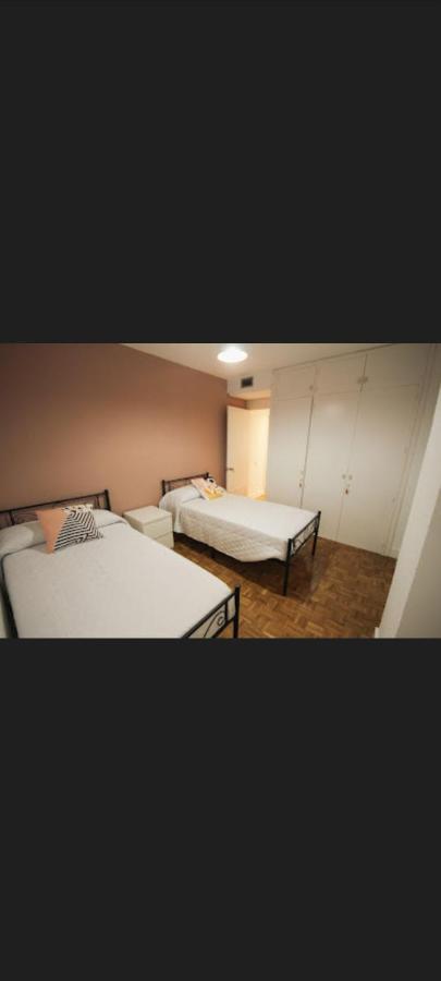 Centro Catedral Carrera 27, 1 Plaza De Aparcamiento Y Netflix Gratis Jaen