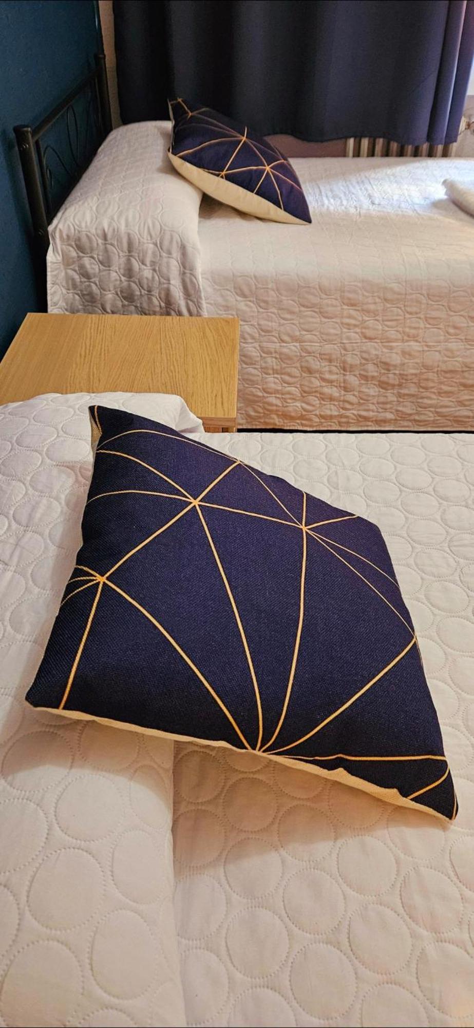 Apartment Centro Catedral Carrera 27, 1 Plaza De Aparcamiento Y Netflix Gratis *