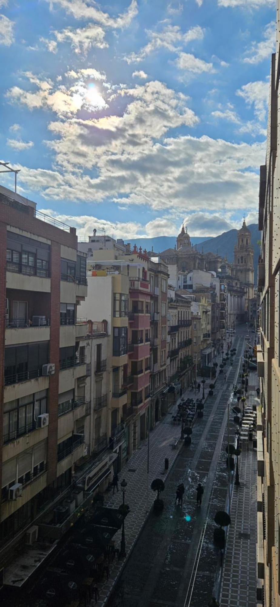 Apartment Centro Catedral Carrera 27, 1 Plaza De Aparcamiento Y Netflix Gratis *